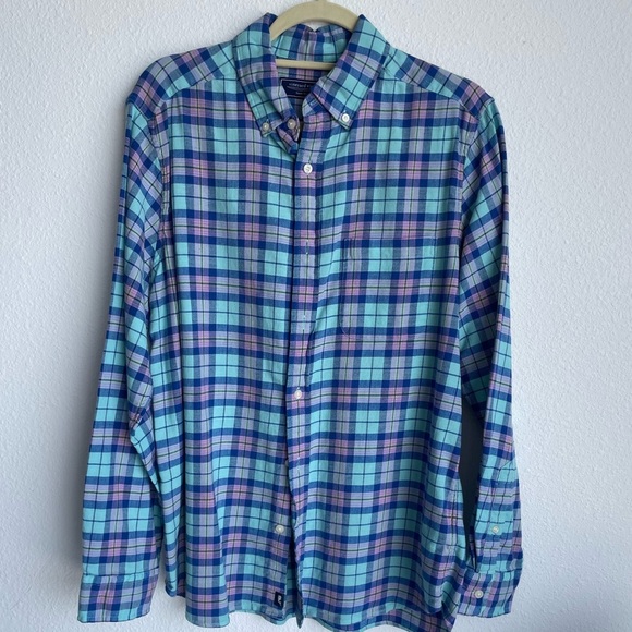 Vineyard Vines Men’s button down shirt‎ - Picture 1 of 6